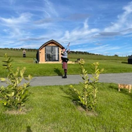 Hare'S Warren Villa Bathgate Bagian luar foto
